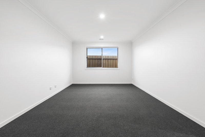 Photo - 3 Brandybuck Lane, Mernda VIC 3754 - Image 12