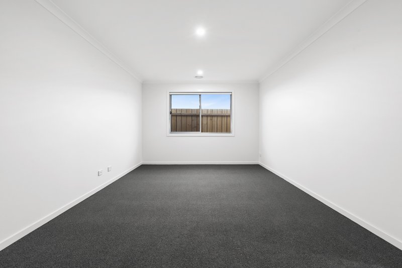 Photo - 3 Brandybuck Lane, Mernda VIC 3754 - Image 11