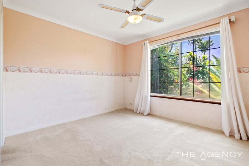 Photo - 3 Bribie Place, Warnbro WA 6169 - Image 11