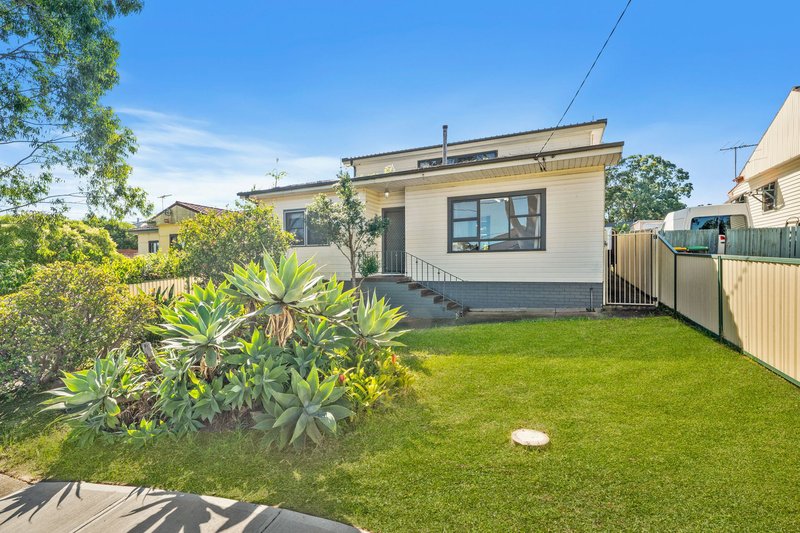 Photo - 3 Bridge View Street, Blacktown NSW 2148 - Image 1