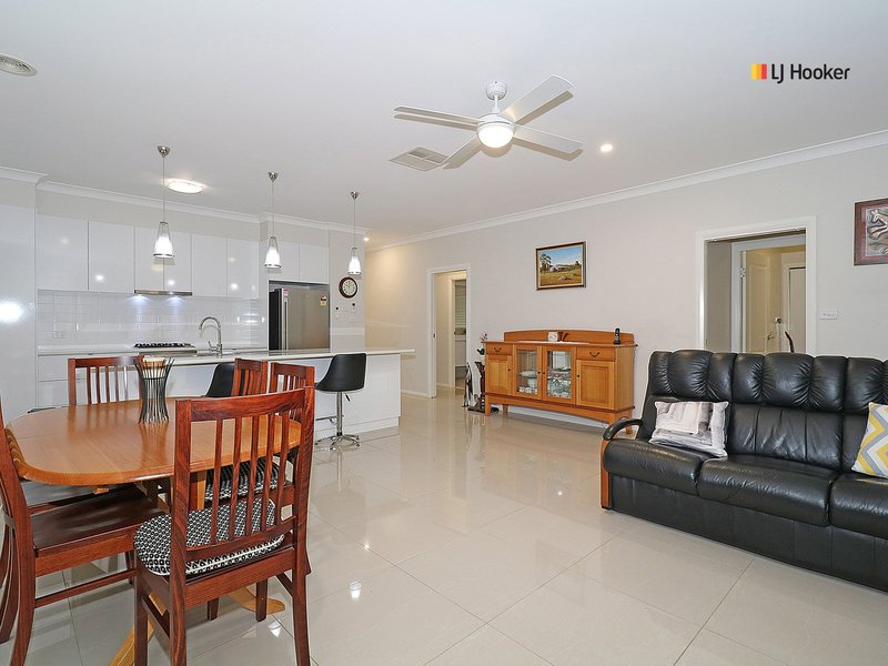 Photo - 3 Brindabella Drive, Tatton NSW 2650 - Image 3