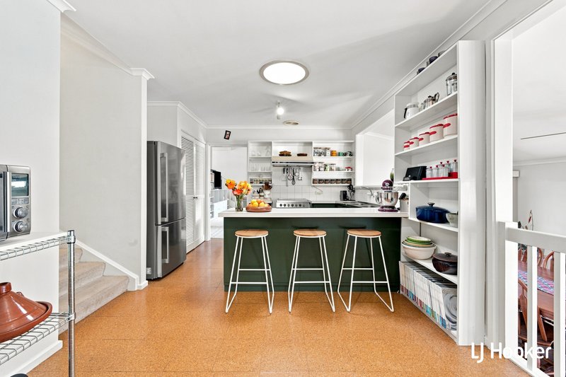 Photo - 3 Broadbent Street, Scullin ACT 2614 - Image 4