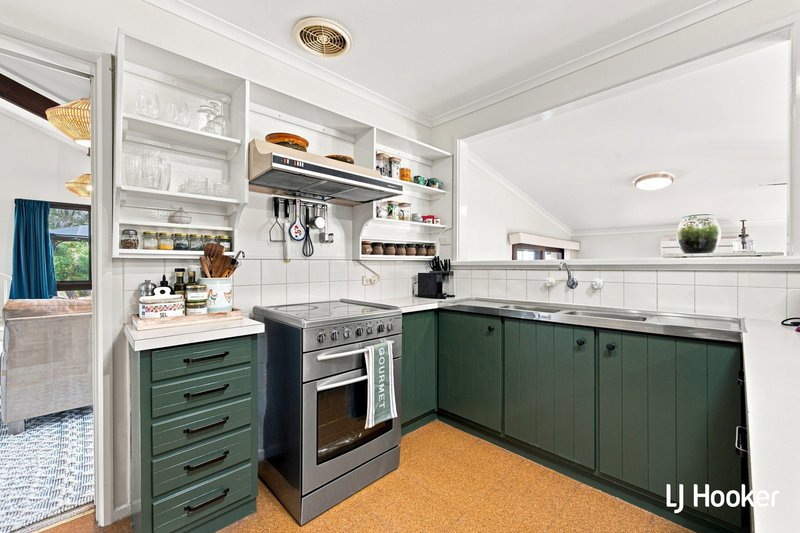 Photo - 3 Broadbent Street, Scullin ACT 2614 - Image 6