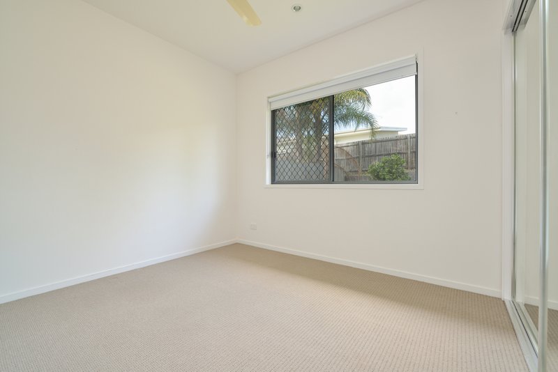 Photo - 3 Broadwater Place, New Auckland QLD 4680 - Image 12