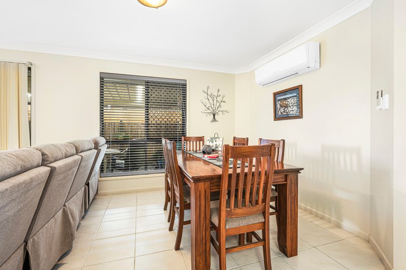 Photo - 3 Brookfield Street, North Lakes QLD 4509 - Image 6