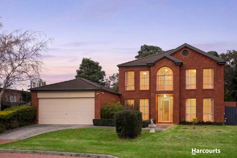 Photo - 3 Brooklyn Bay Close, Rowville VIC 3178 - Image 1