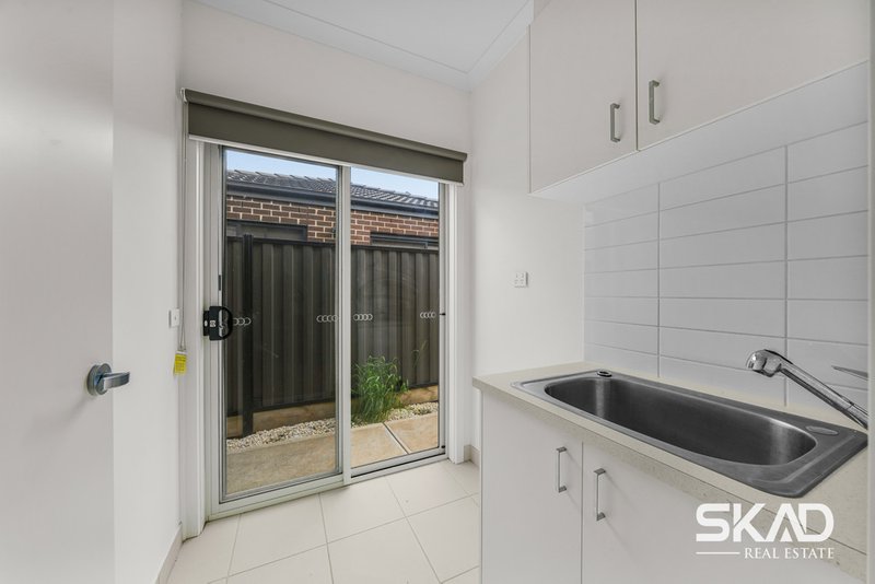 Photo - 3 Brotus Way, Donnybrook VIC 3064 - Image 17