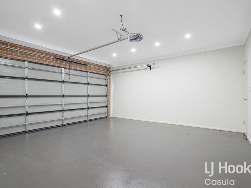 Photo - 3 Brushtail Court, Casula NSW 2170 - Image 9