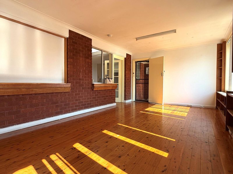 Photo - 3 Bryant Street, Fairfield West NSW 2165 - Image 8