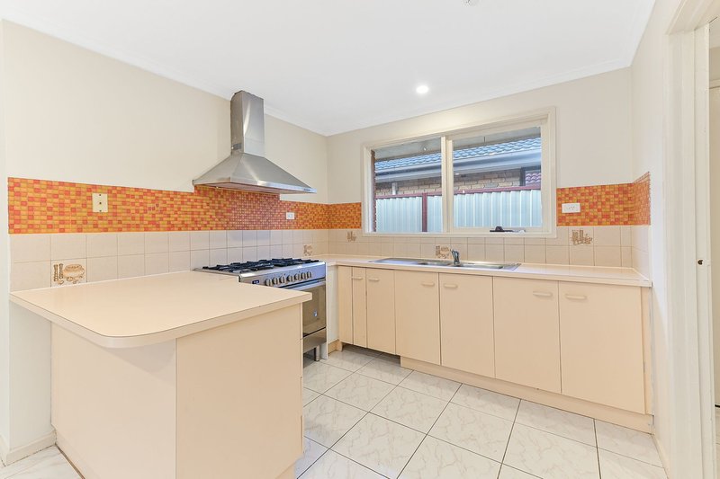 Photo - 3 Bryson Court, Endeavour Hills VIC 3802 - Image 5