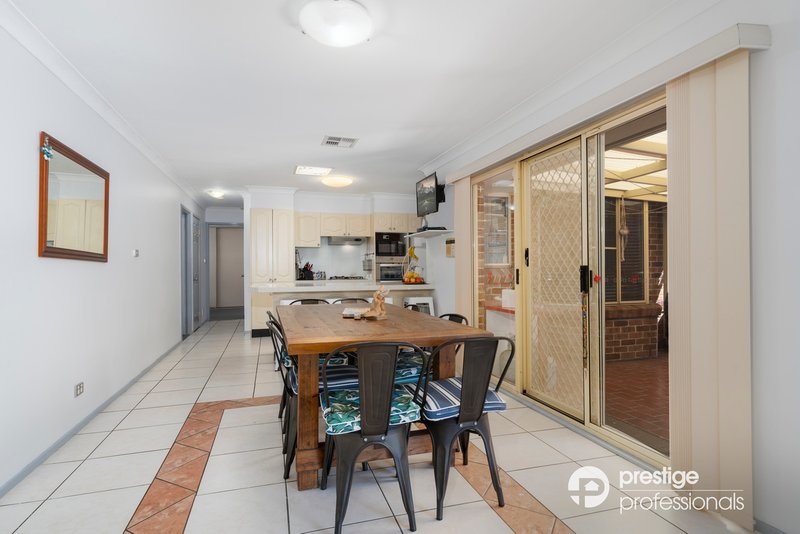 Photo - 3 Bundarra Court, Wattle Grove NSW 2173 - Image 5