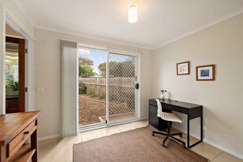 Photo - 3 Bundock Place, Gowrie ACT 2904 - Image 5