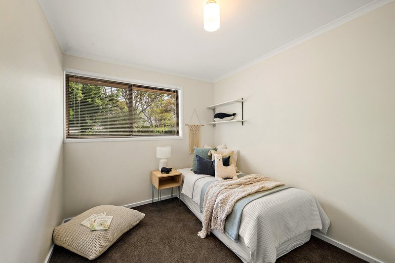 Photo - 3 Bundock Place, Gowrie ACT 2904 - Image 9