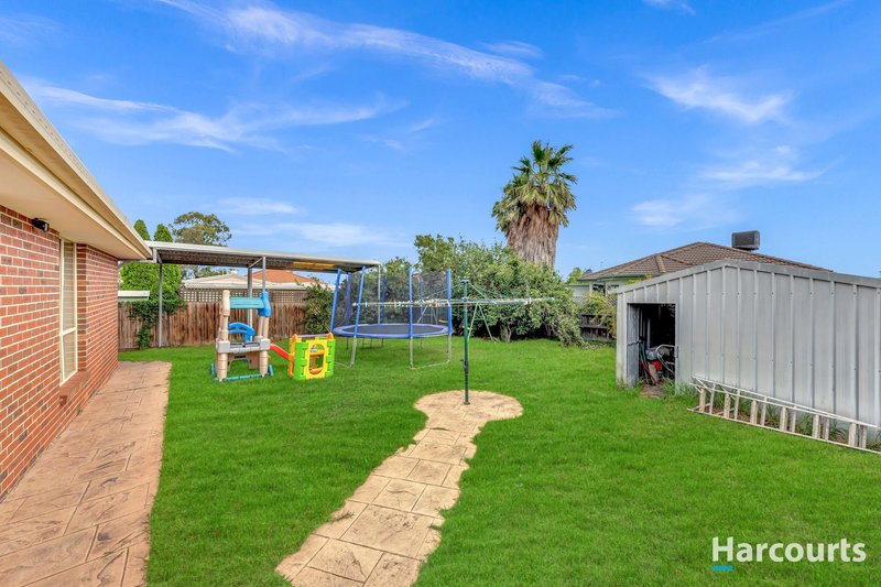 Photo - 3 Buninyong Way, Delahey VIC 3037 - Image 4