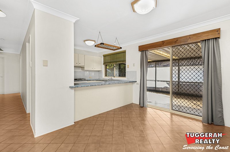 Photo - 3 Burbank Drive, Tuggerah NSW 2259 - Image 5