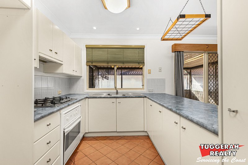 Photo - 3 Burbank Drive, Tuggerah NSW 2259 - Image 6