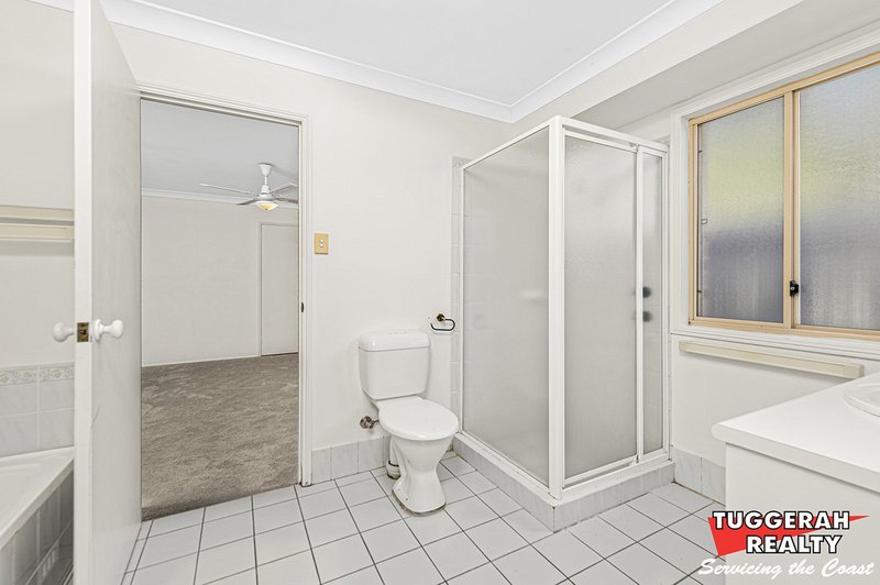 Photo - 3 Burbank Drive, Tuggerah NSW 2259 - Image 10