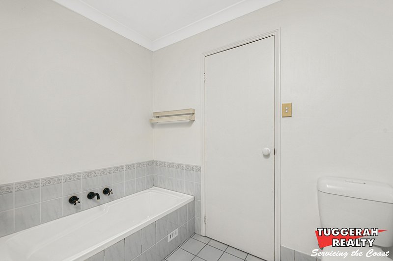 Photo - 3 Burbank Drive, Tuggerah NSW 2259 - Image 11