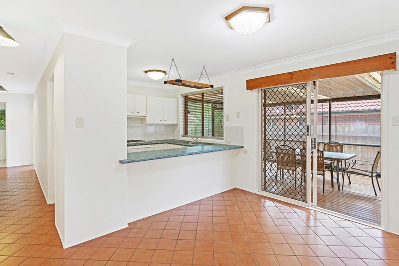 Photo - 3 Burbank Drive, Tuggerah NSW 2259 - Image 2