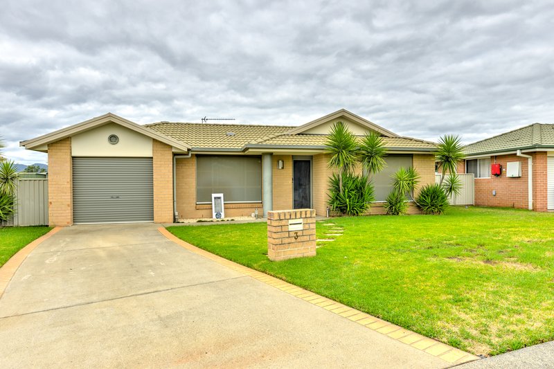 3 Burdekin Place, Tamworth NSW 2340