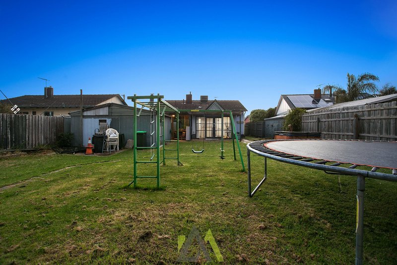 Photo - 3 Burdett Street, Frankston North VIC 3200 - Image 17