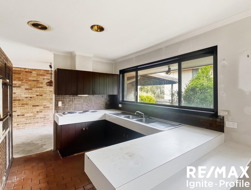 Photo - 3 Burgee Street, Jamboree Heights QLD 4074 - Image 8