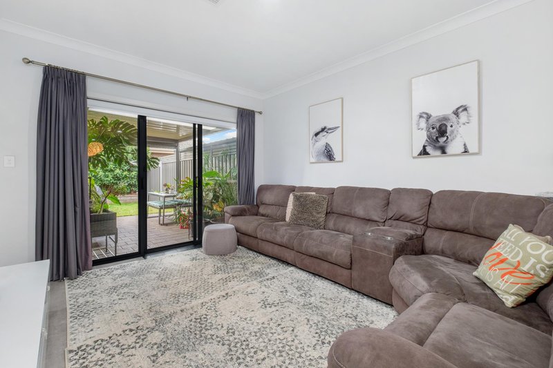 Photo - 3 Burgess Court, Morphett Vale SA 5162 - Image 5