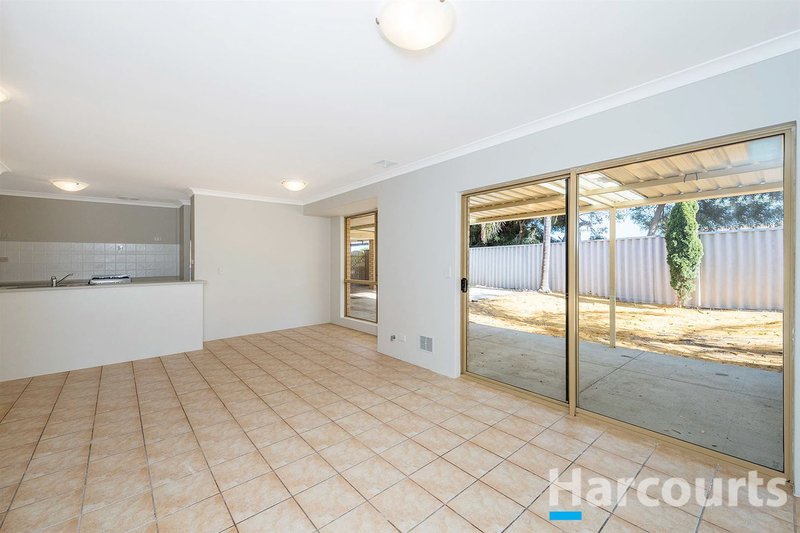 Photo - 3 Burrows Place, Parmelia WA 6167 - Image 8