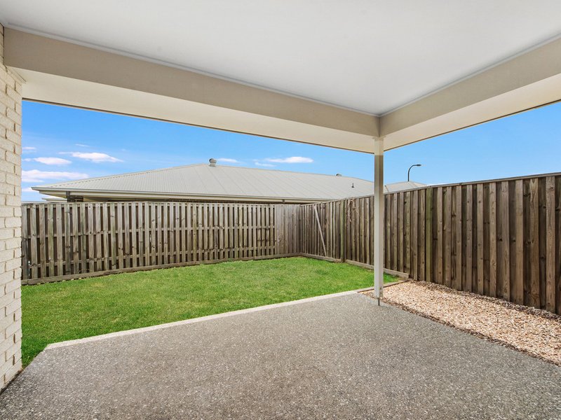 Photo - 3 Byfield Street, Pimpama QLD 4209 - Image 4