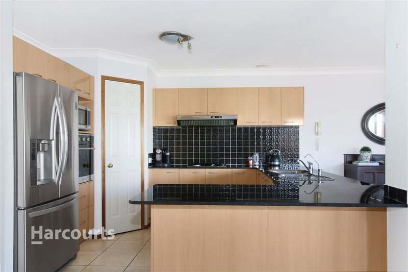 Photo - 3 Cabernet Drive, Dapto NSW 2530 - Image 4