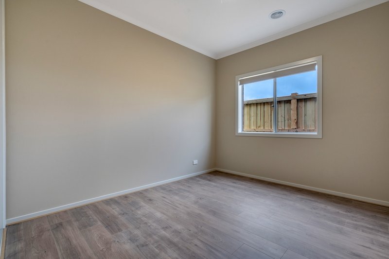 Photo - 3 Caddy Way, Beveridge VIC 3753 - Image 15