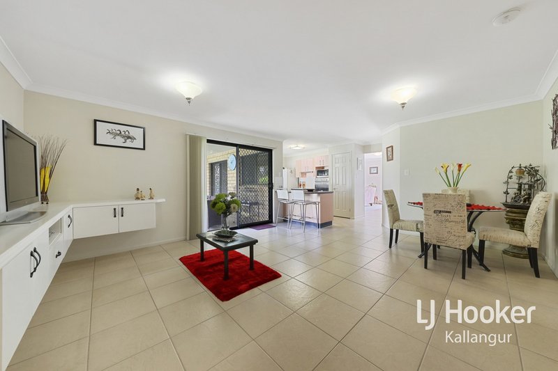 Photo - 3 Caitlin Court, Kallangur QLD 4503 - Image 6