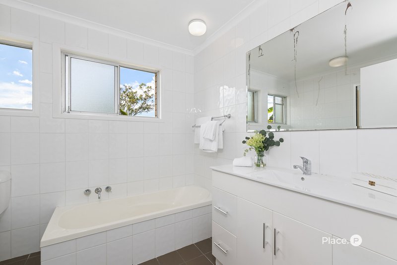 Photo - 3 Calen Street, Keperra QLD 4054 - Image 14