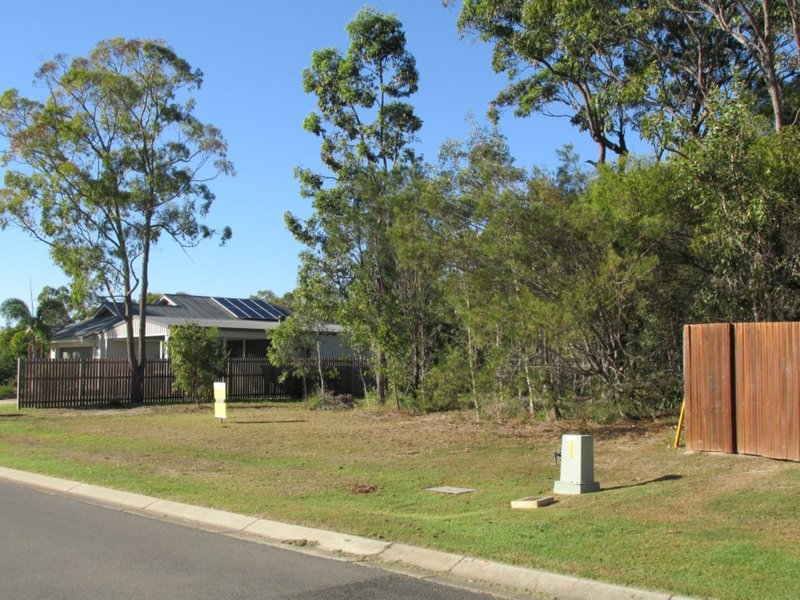 Photo - 3 Calla Way, Wondunna QLD 4655 - Image 4