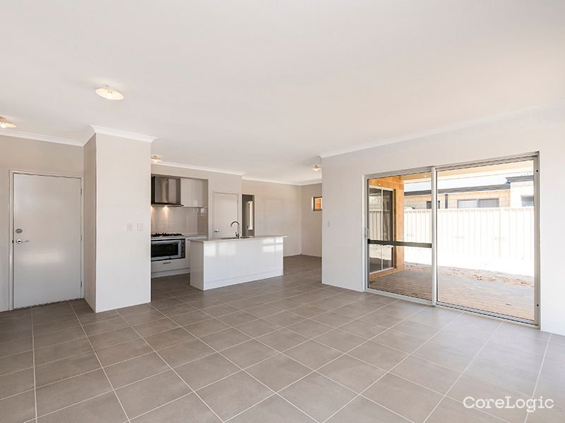 Photo - 3 Callet Drive, Caversham WA 6055 - Image 2