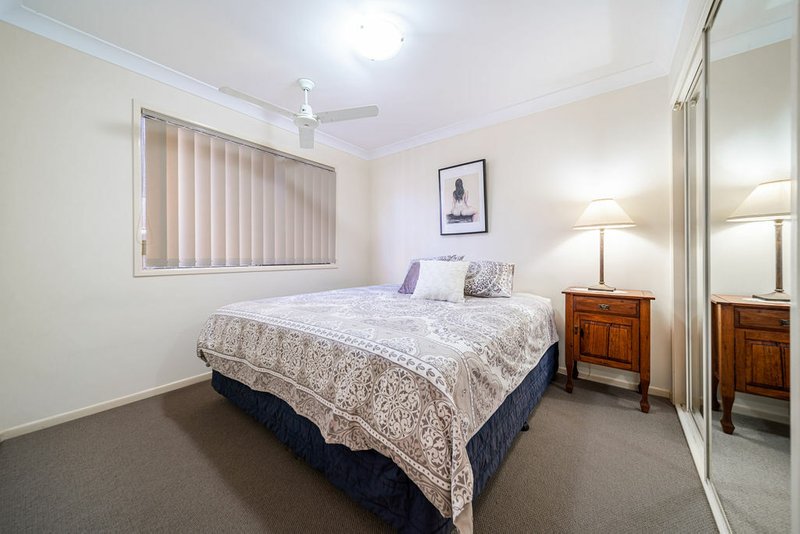 Photo - 3 Callistemon Pl , Currimundi QLD 4551 - Image 11