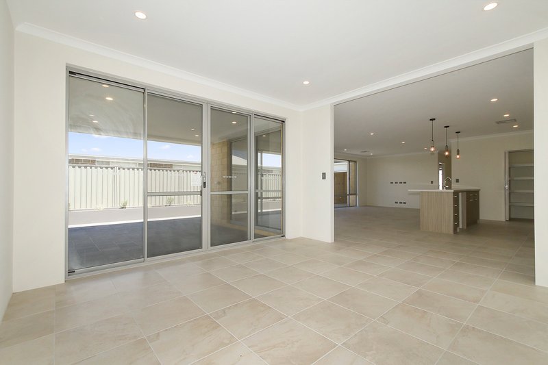 Photo - 3 Callosa Crescent, Alkimos WA 6038 - Image 6