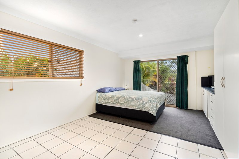 Photo - 3 Calver Court, Currumbin Waters QLD 4223 - Image 6