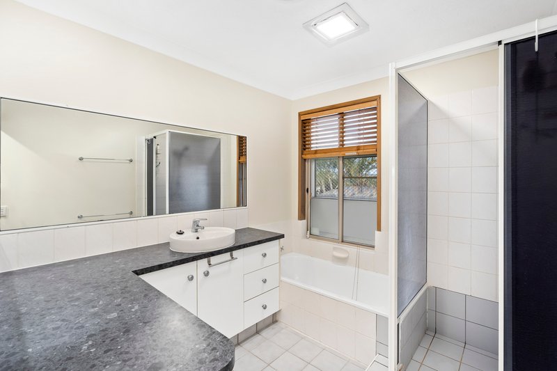 Photo - 3 Calver Court, Currumbin Waters QLD 4223 - Image 7