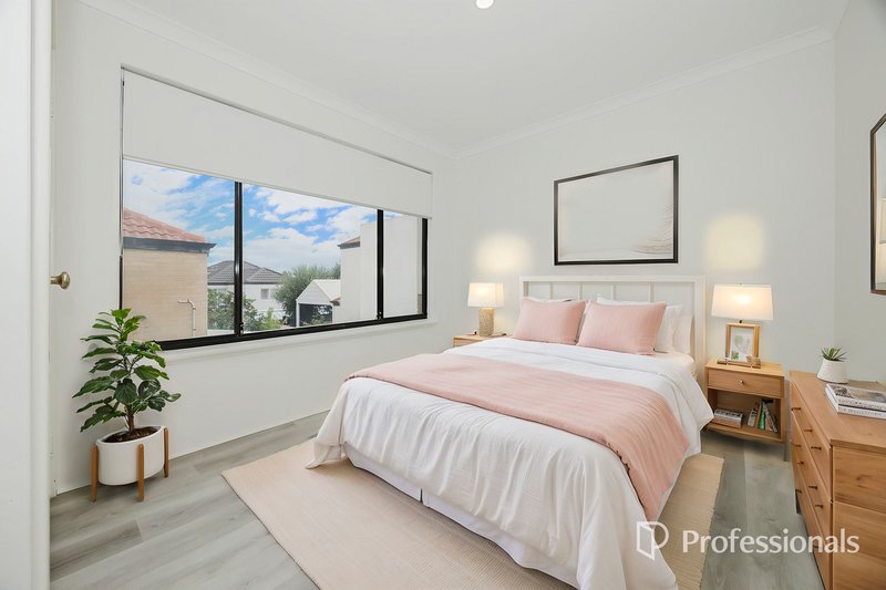 Photo - 3 Camden Glade, Mindarie WA 6030 - Image 18