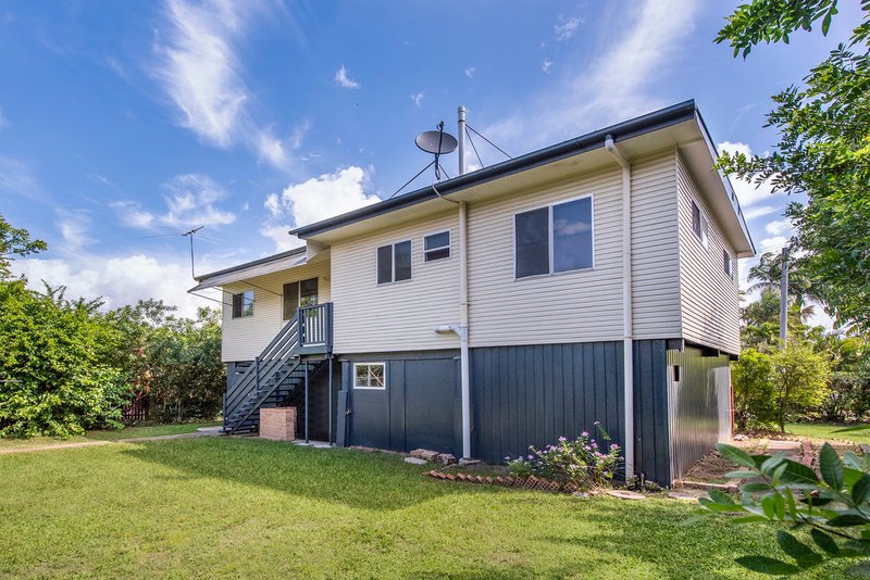 Photo - 3 Camelia Avenue, Logan Central QLD 4114 - Image 12