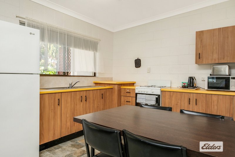 Photo - 3 Camellia Street, Kinka Beach QLD 4703 - Image 11