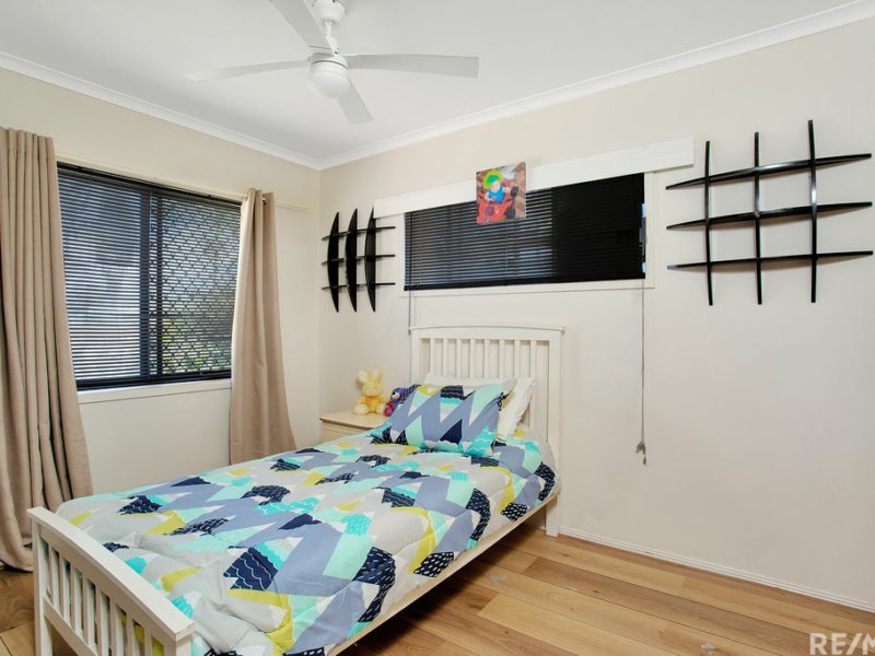 Photo - 3 Cameron Close, Nerang QLD 4211 - Image 13