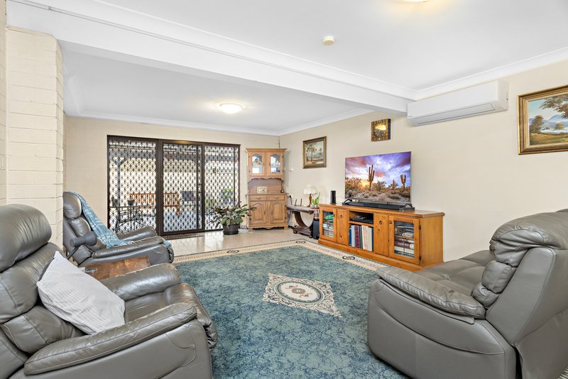 Photo - 3 Cameron Crescent, Kiama Downs NSW 2533 - Image 5