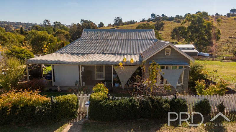 3 Camp Street, Adelong NSW 2729