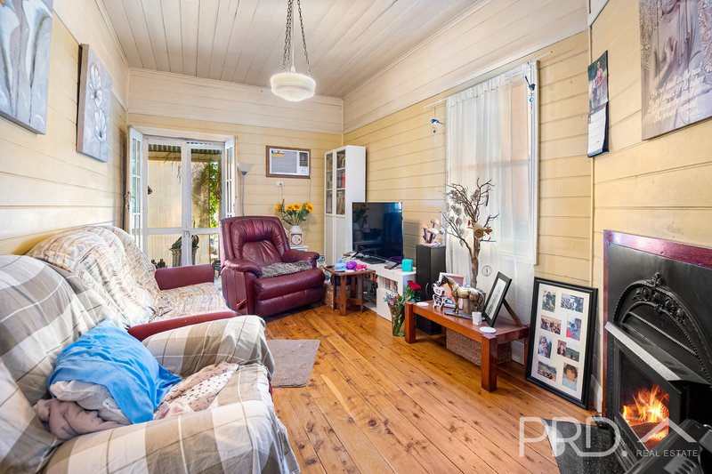 Photo - 3 Camp Street, Adelong NSW 2729 - Image 7