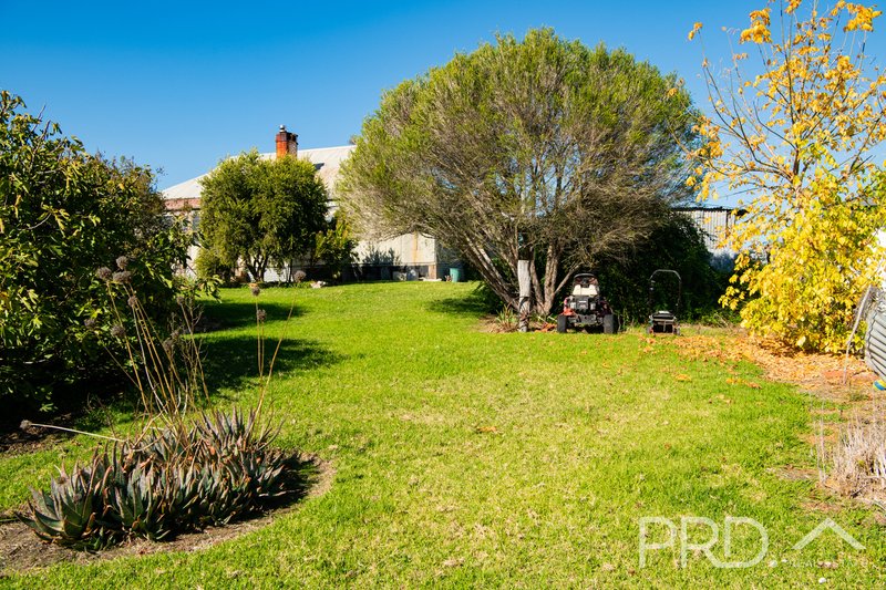 Photo - 3 Camp Street, Adelong NSW 2729 - Image 13