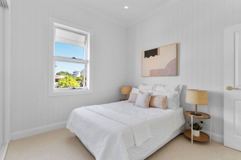 Photo - 3 Campbell Terrace, Wavell Heights QLD 4012 - Image 12