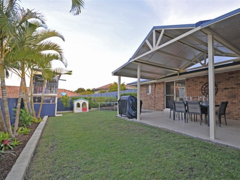 3 Candella Court, Eatons Hill QLD 4037