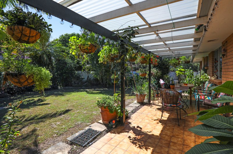 Photo - 3 Caprice Court, Mermaid Waters QLD 4218 - Image 4